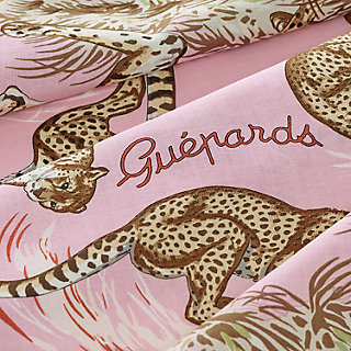 Guepards scarf 80 | Hermès USA